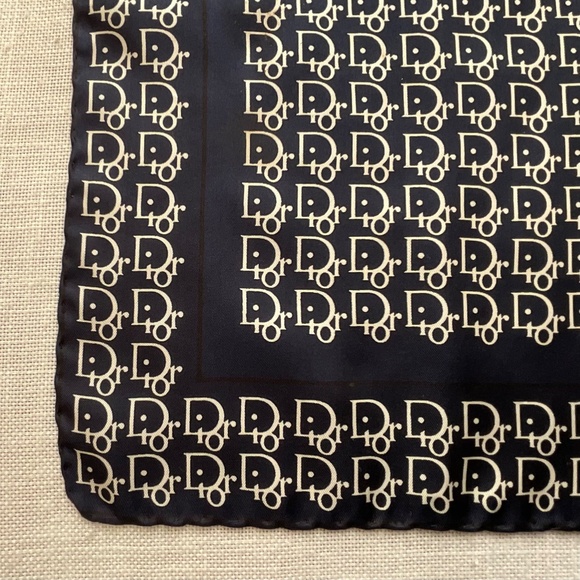 Christian Dior Silk Trotter Monogram Navy White Logo Scarf 19”x19”Made in Italy - Picture 8 of 9